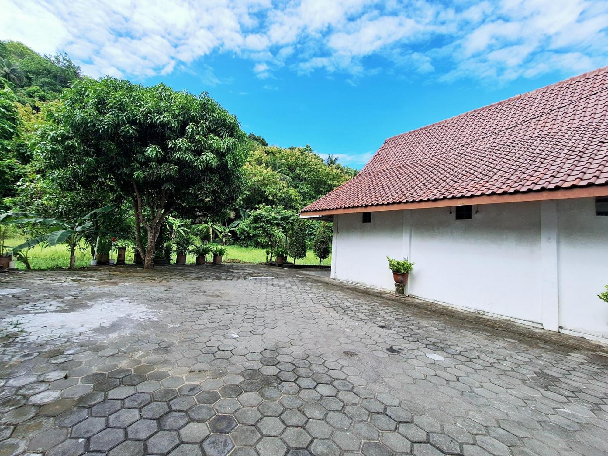 Hotel Family Syariah 1 Parangtritis Redpartner Exterior foto