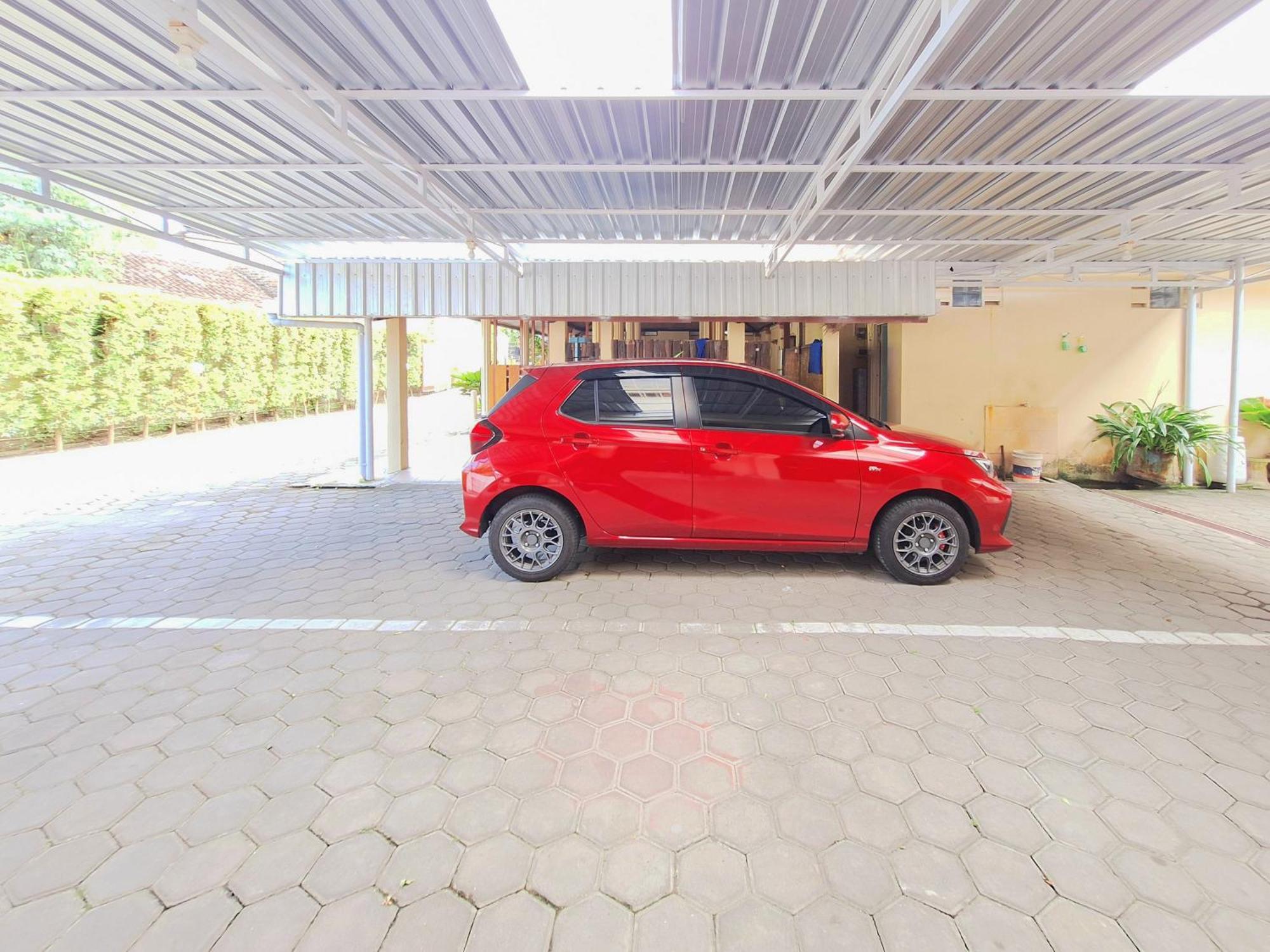 Hotel Family Syariah 1 Parangtritis Redpartner Exterior foto
